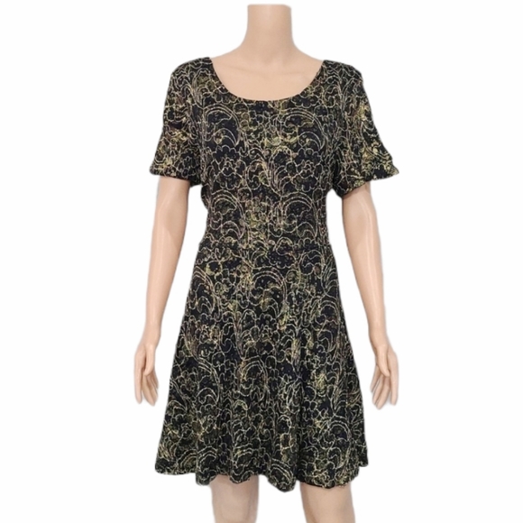 FOREVER21 COCKTAIL PARTY BLACK/GOLD LACE DRESS 1X
